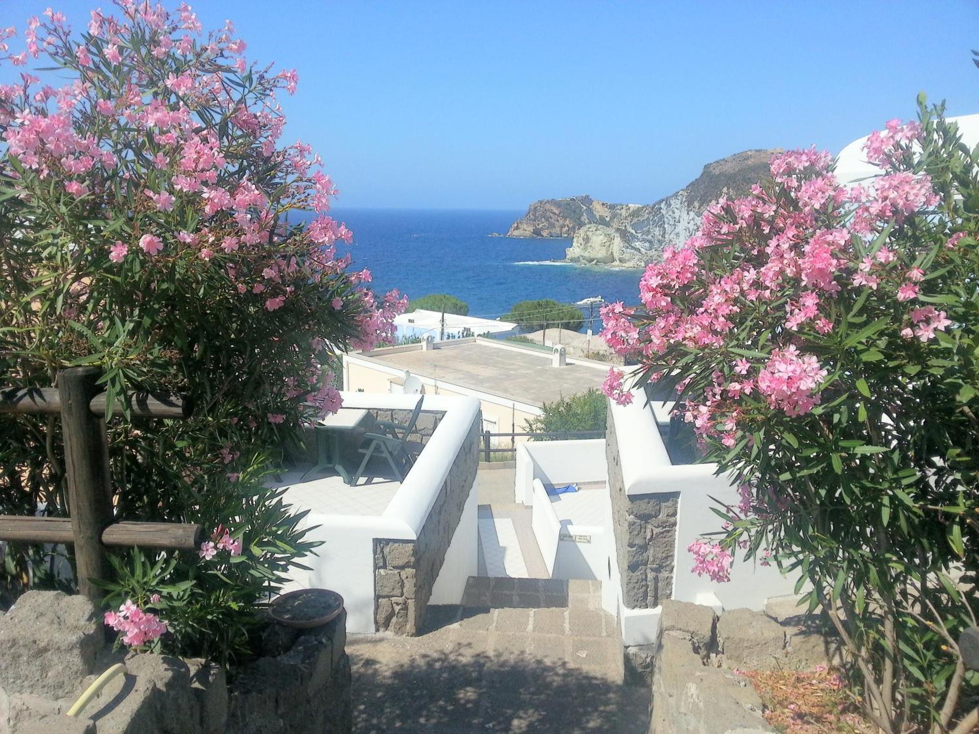 Hotel Villaggio Dei Pescatori Ponza Esterno foto