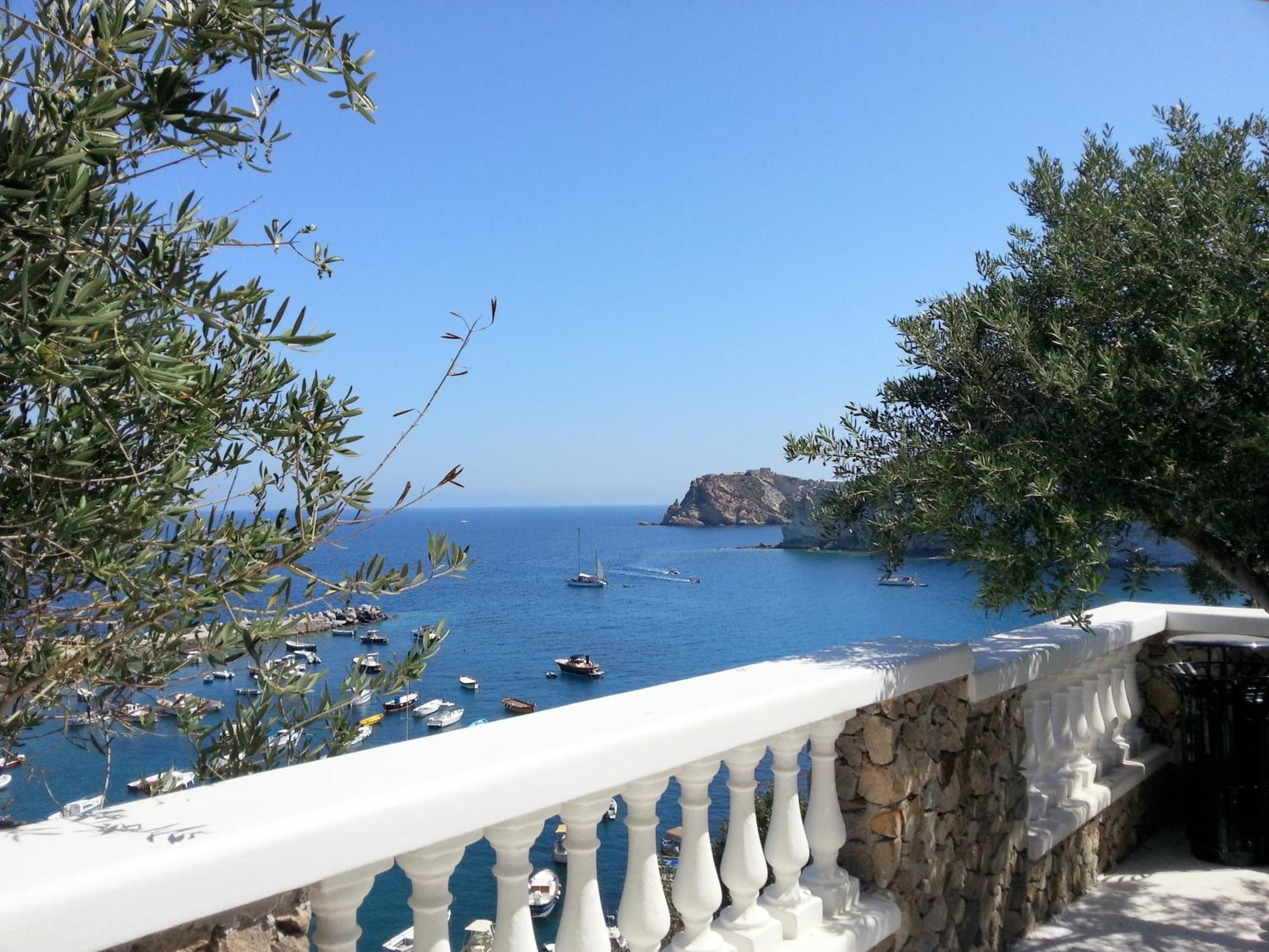 Hotel Villaggio Dei Pescatori Ponza Esterno foto