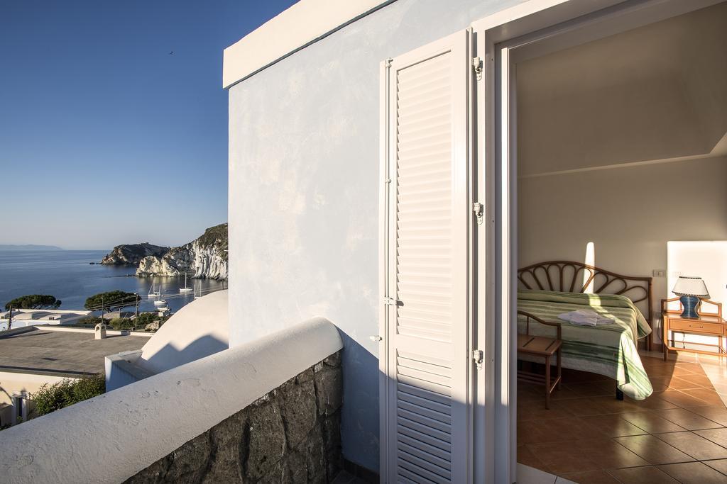 Hotel Villaggio Dei Pescatori Ponza Esterno foto