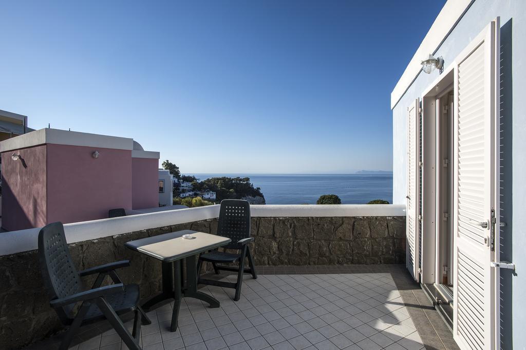 Hotel Villaggio Dei Pescatori Ponza Esterno foto