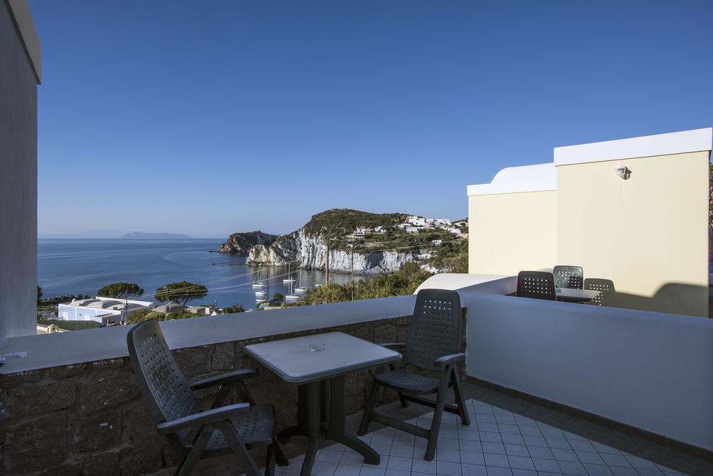 Hotel Villaggio Dei Pescatori Ponza Esterno foto