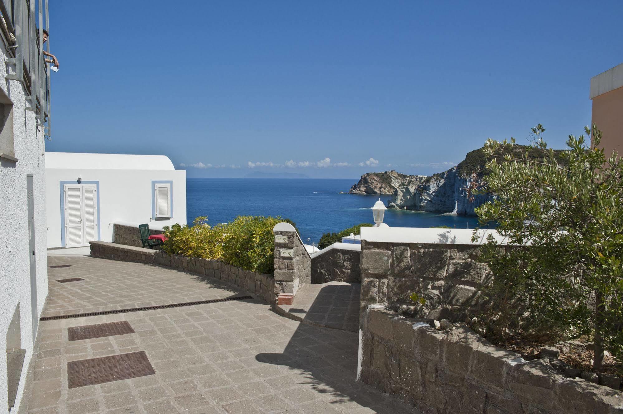 Hotel Villaggio Dei Pescatori Ponza Esterno foto