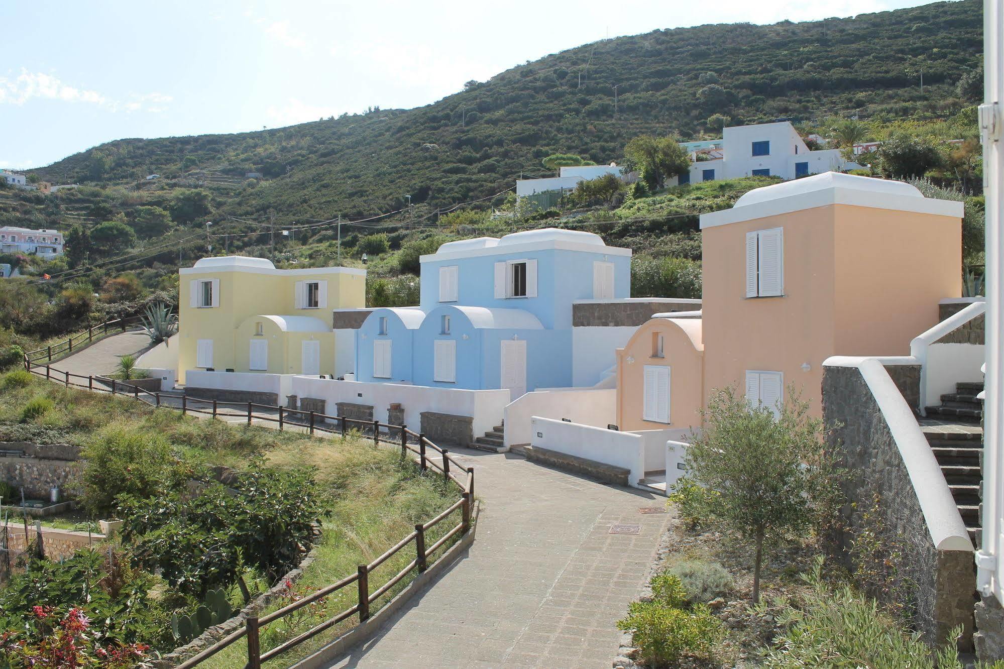 Hotel Villaggio Dei Pescatori Ponza Esterno foto